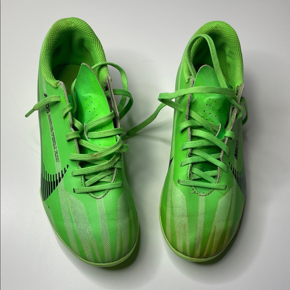 Nike‎ Kids Neon Green Sneakers